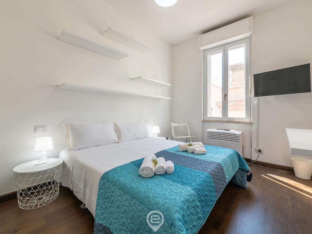 The White Studio Кальярі Екстер'єр фото