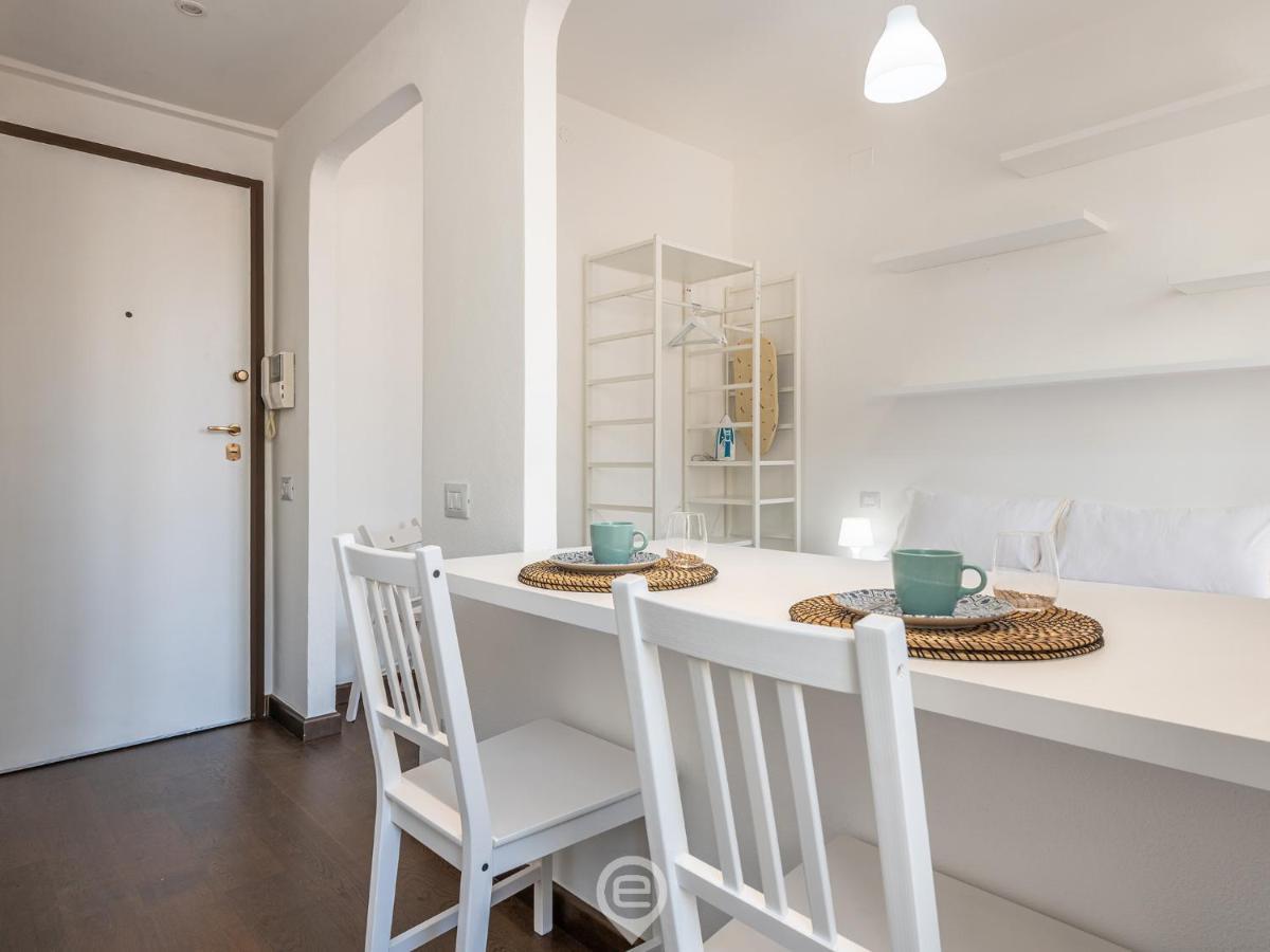 The White Studio Кальярі Екстер'єр фото